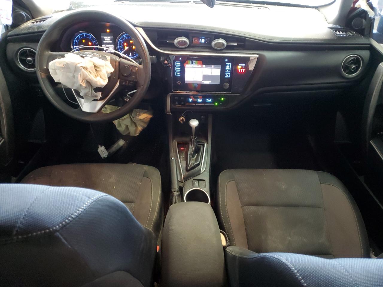 2019 Toyota Corolla VIN 2T1BURHE4KC167018 Copart auction photo, front end / side damage thumbnail 8