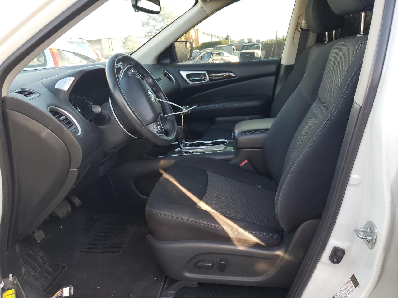 2018 Nissan Pathfinder VIN 5N1DR2MN7JC638685 Copart auction photo, front end damage thumbnail 7