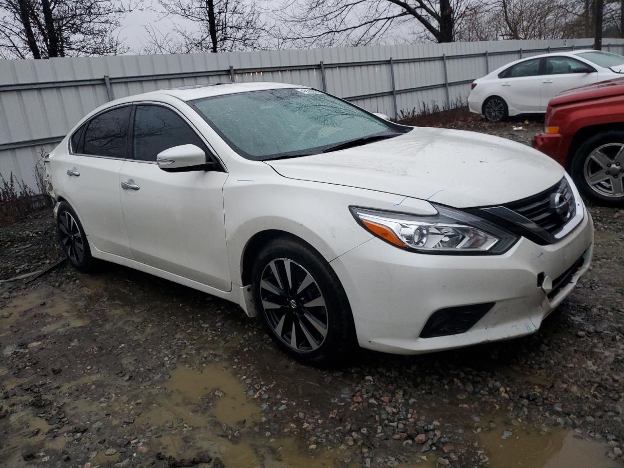 2017 Nissan Altima VIN 1N4AL3APXHC483618 Copart auction photo, rear end / side damage thumbnail 4