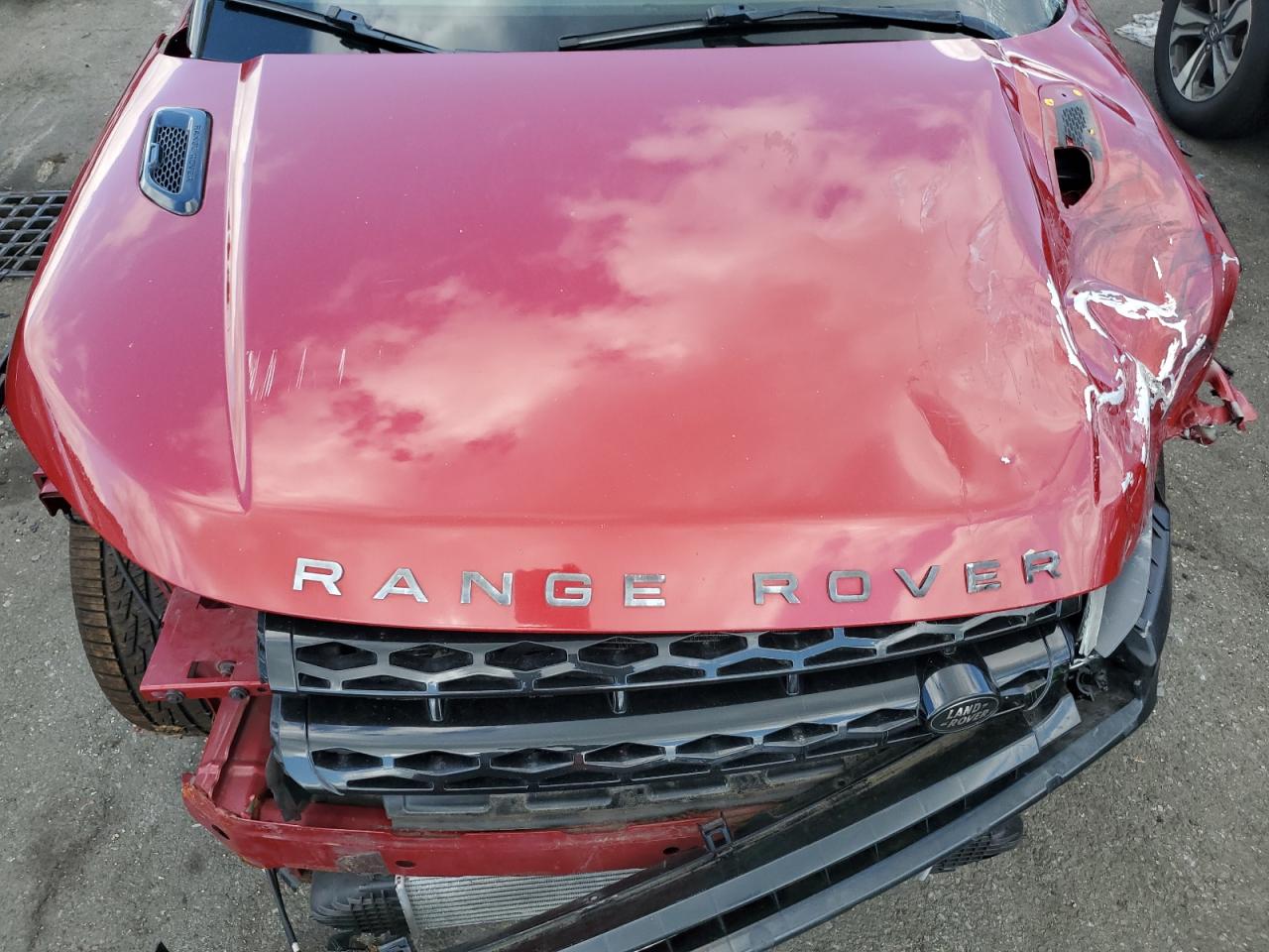2013 Land Rover Range Rover VIN SALVT1BG6DH730072 Copart auction photo, front end / side damage thumbnail 12
