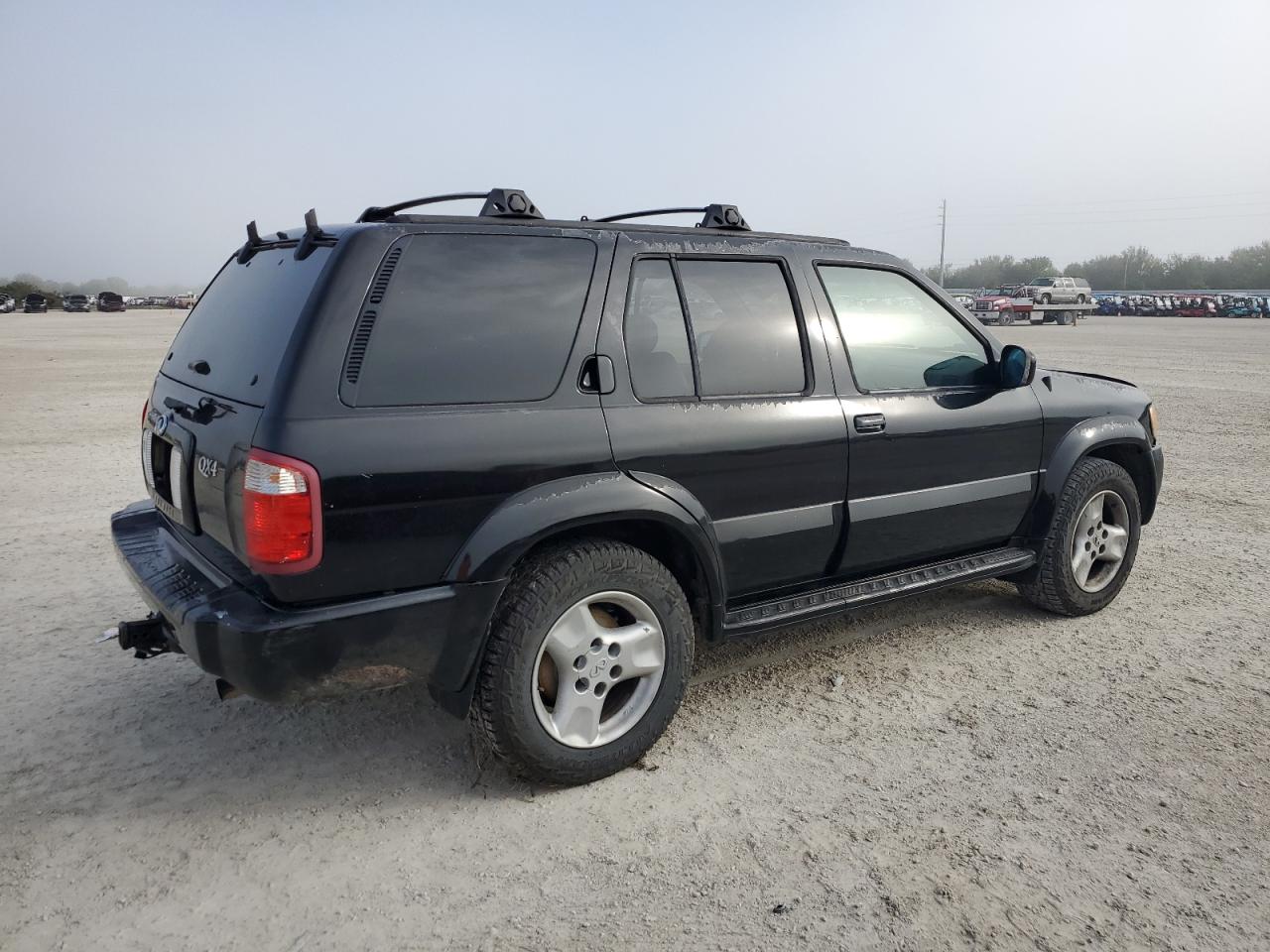 2001 Infiniti QX4 VIN JNRDR09X21W204207 Copart auction photo, water/flood damage thumbnail 3