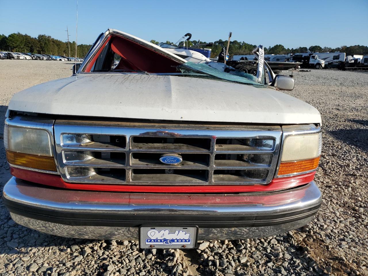 1992 Ford F-150 VIN 1FTDF15Y3NNA18376 Copart auction photo, top/roof / rear end damage thumbnail 5