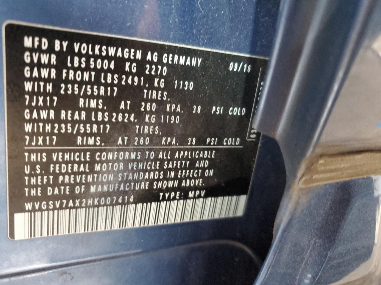 2017 Volkswagen Tiguan VIN WVGSV7AX2HK007414 Copart auction photo, all over / minor dent/scratches damage thumbnail 16