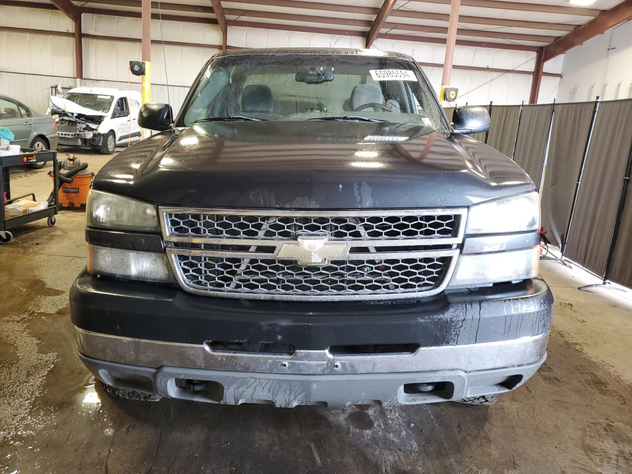 2005 Chevrolet Silverado VIN 1GCHK29U05E209408 Copart auction photo, undercarriage / front end damage thumbnail 5