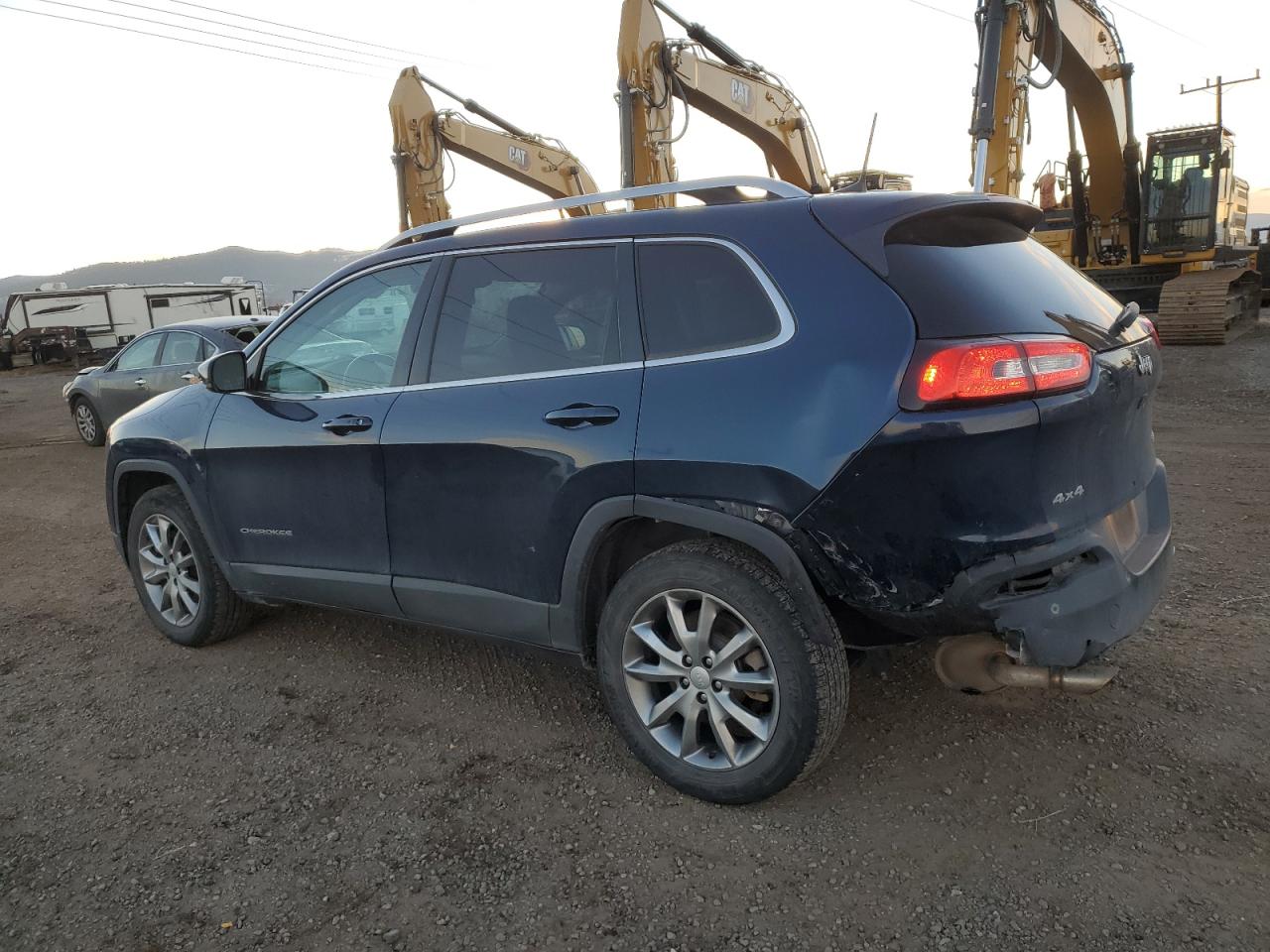 2018 Jeep Cherokee VIN 1C4PJMDB4JD517004 Copart auction photo, all over damage thumbnail 2