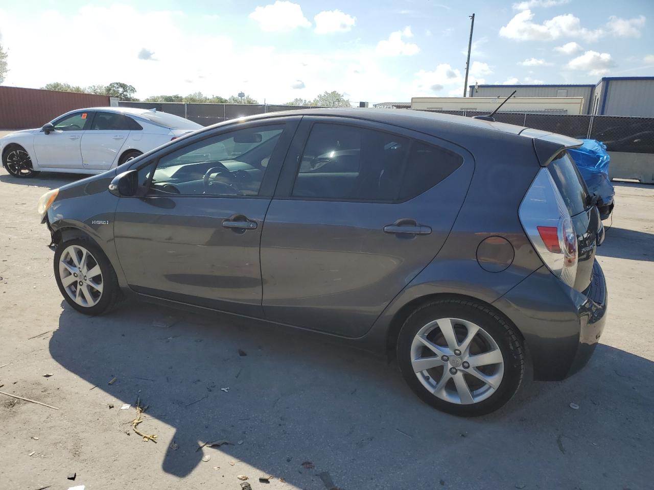 2013 Toyota Prius VIN JTDKDTB34D1036005 Copart auction photo, front end damage thumbnail 2