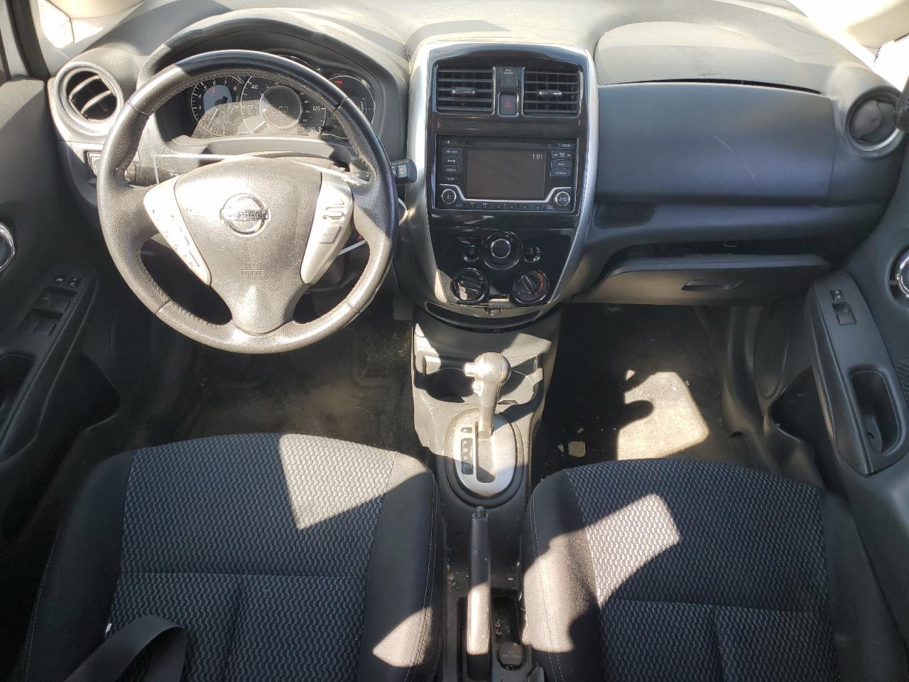 2016 Nissan Versa VIN 3N1CE2CP9GL391250 Copart auction photo, side / front end damage thumbnail 8