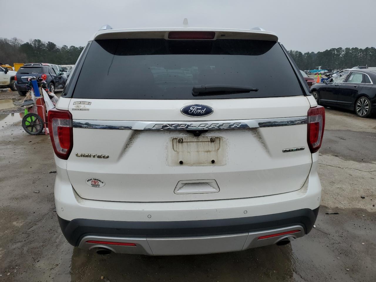 2016 Ford Expedition VIN 1FM5A7F87GGC64240 Copart auction photo, front end damage thumbnail 6