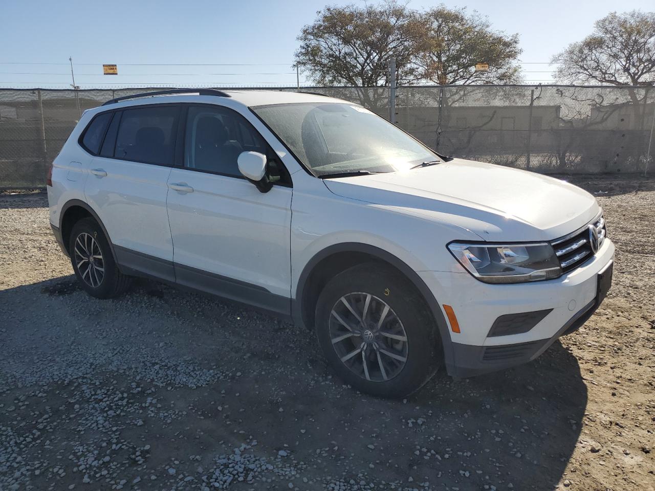 2021 Volkswagen Tiguan VIN 3VV1B7AX6MM071758 Copart auction photo, rear end damage thumbnail 4