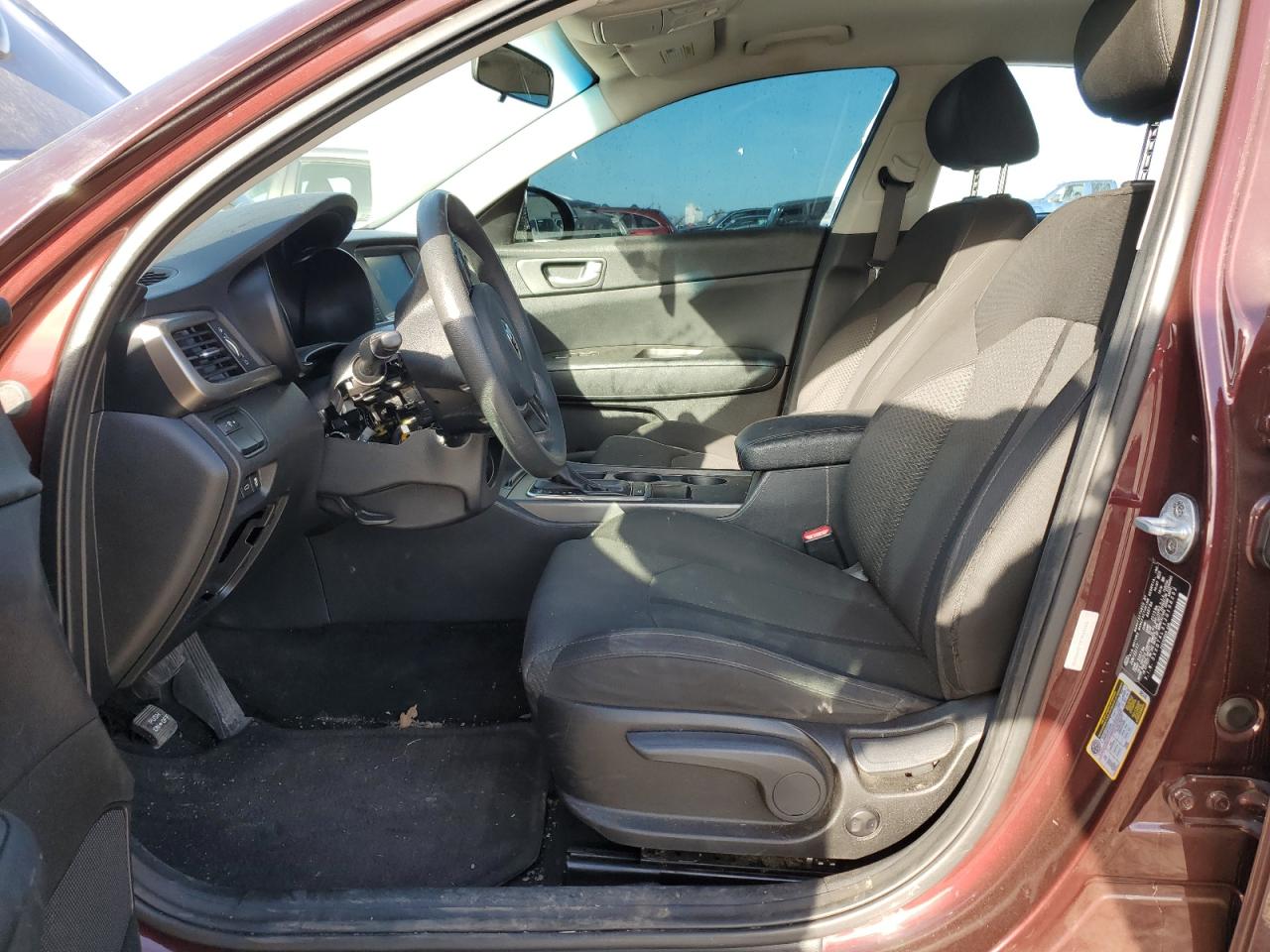 2018 KIA Optima VIN 5XXGT4L31JG198252 Copart auction photo, vandalism damage thumbnail 7