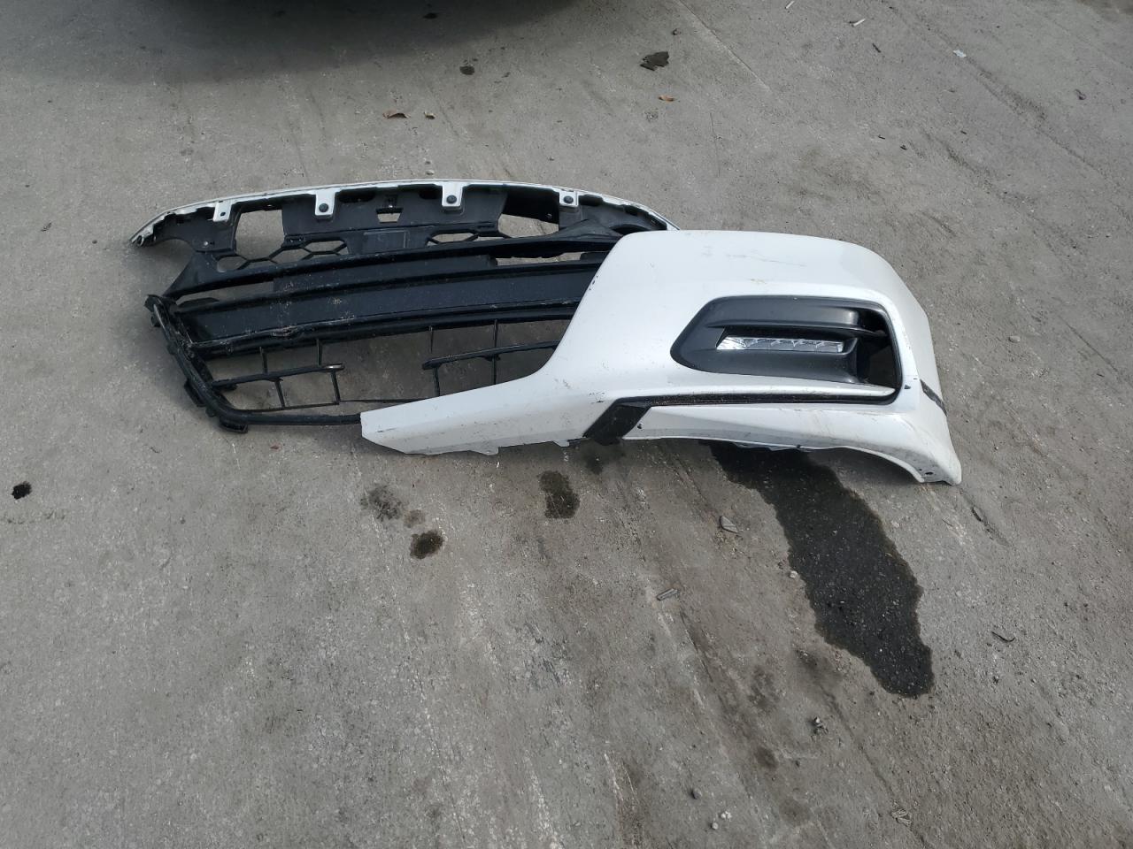 2020 Honda Accord VIN 1HGCV2F35LA000667 Copart auction photo, undercarriage / front end damage thumbnail 12