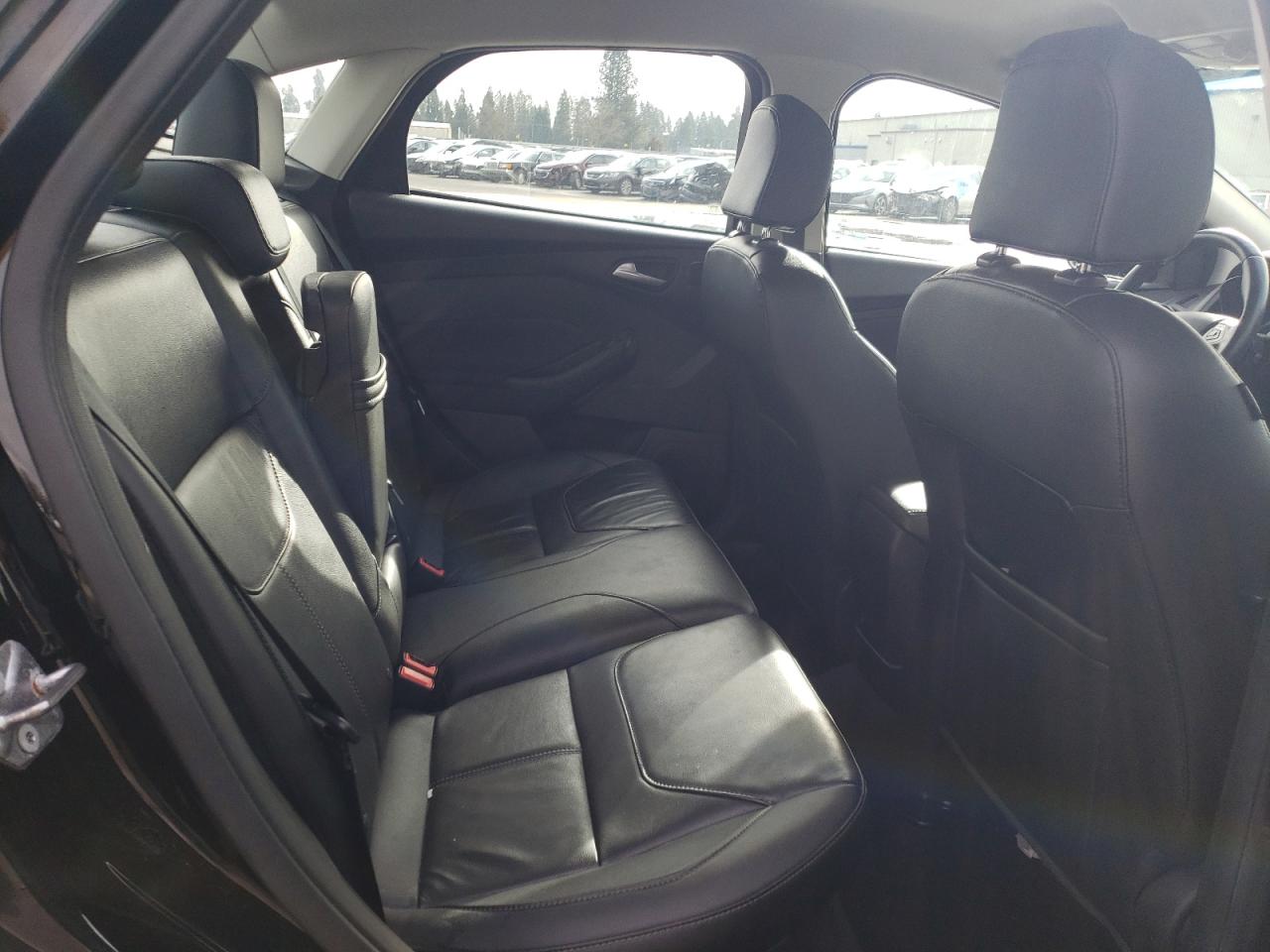 2016 Ford Focus VIN 1FADP3F29GL380672 Copart auction photo, undercarriage / rear end damage thumbnail 10