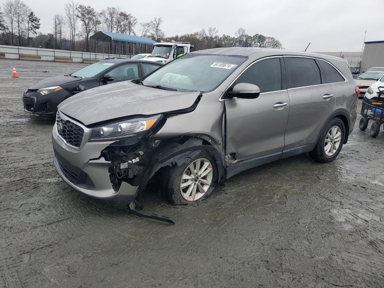 2019 KIA Sorento VIN 5XYPGDA38KG556922