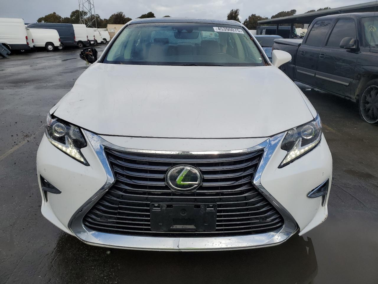 2018 Lexus ES VIN 58ABK1GGXJU106000 Copart auction photo, front end / side damage thumbnail 5