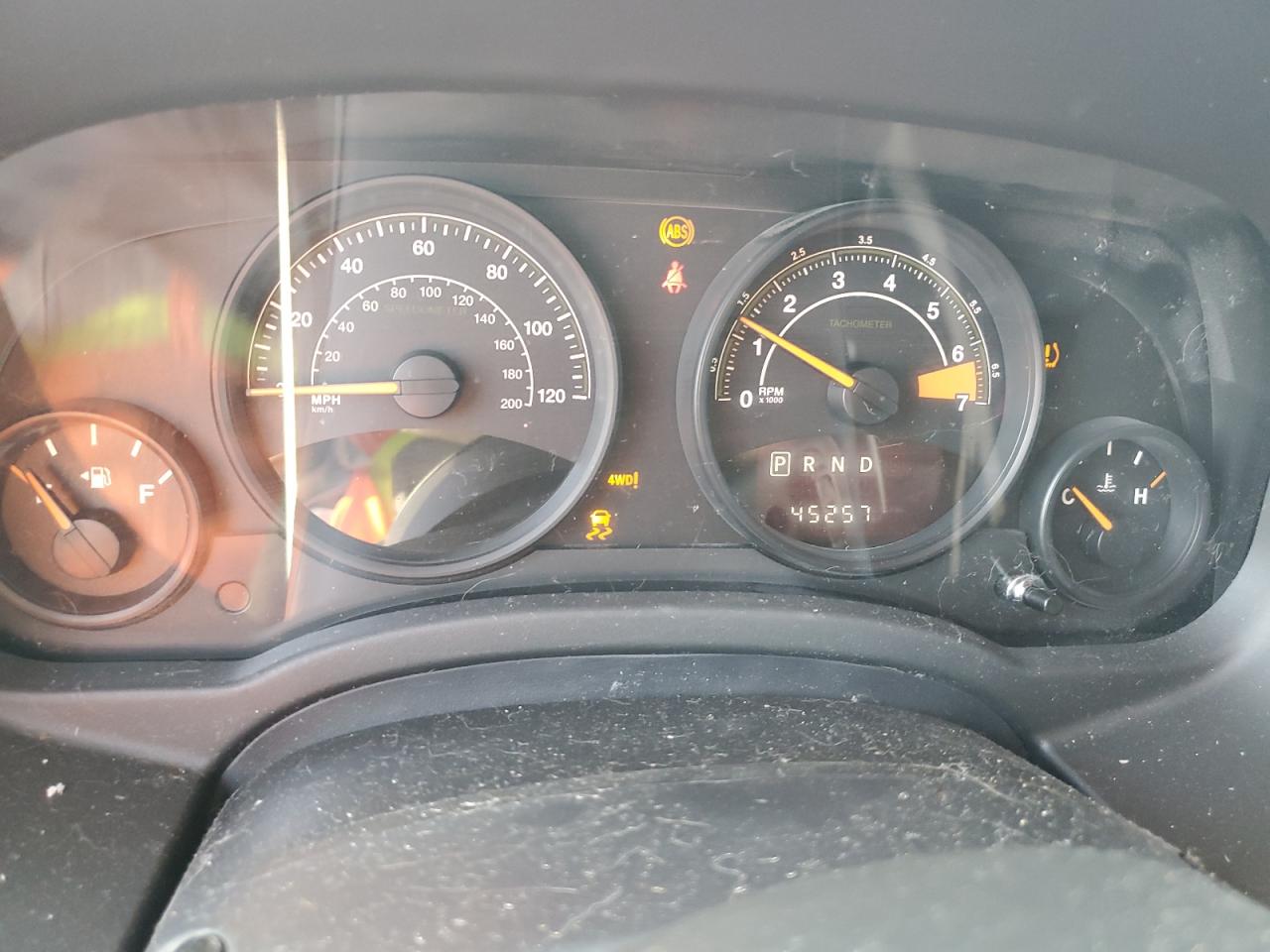 2016 Jeep Liberty (Patriot) VIN 1C4NJRFB2GD672757 Copart auction photo, front end / undercarriage damage thumbnail 9