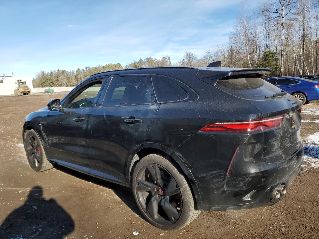 2022 Jaguar F-Pace VIN SADCZ2EE5NA700895 Copart auction photo, vandalism / minor dent/scratches damage thumbnail 2