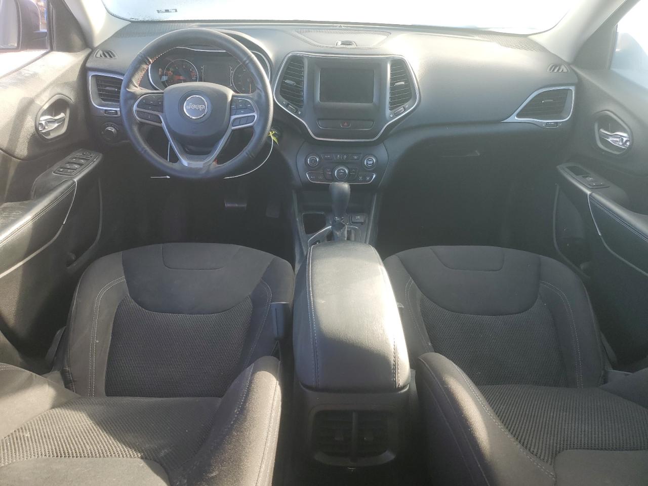 2020 Jeep Grand Cherokee VIN 1C4PJLCB4LD610667 Copart auction photo, burn - engine damage thumbnail 8