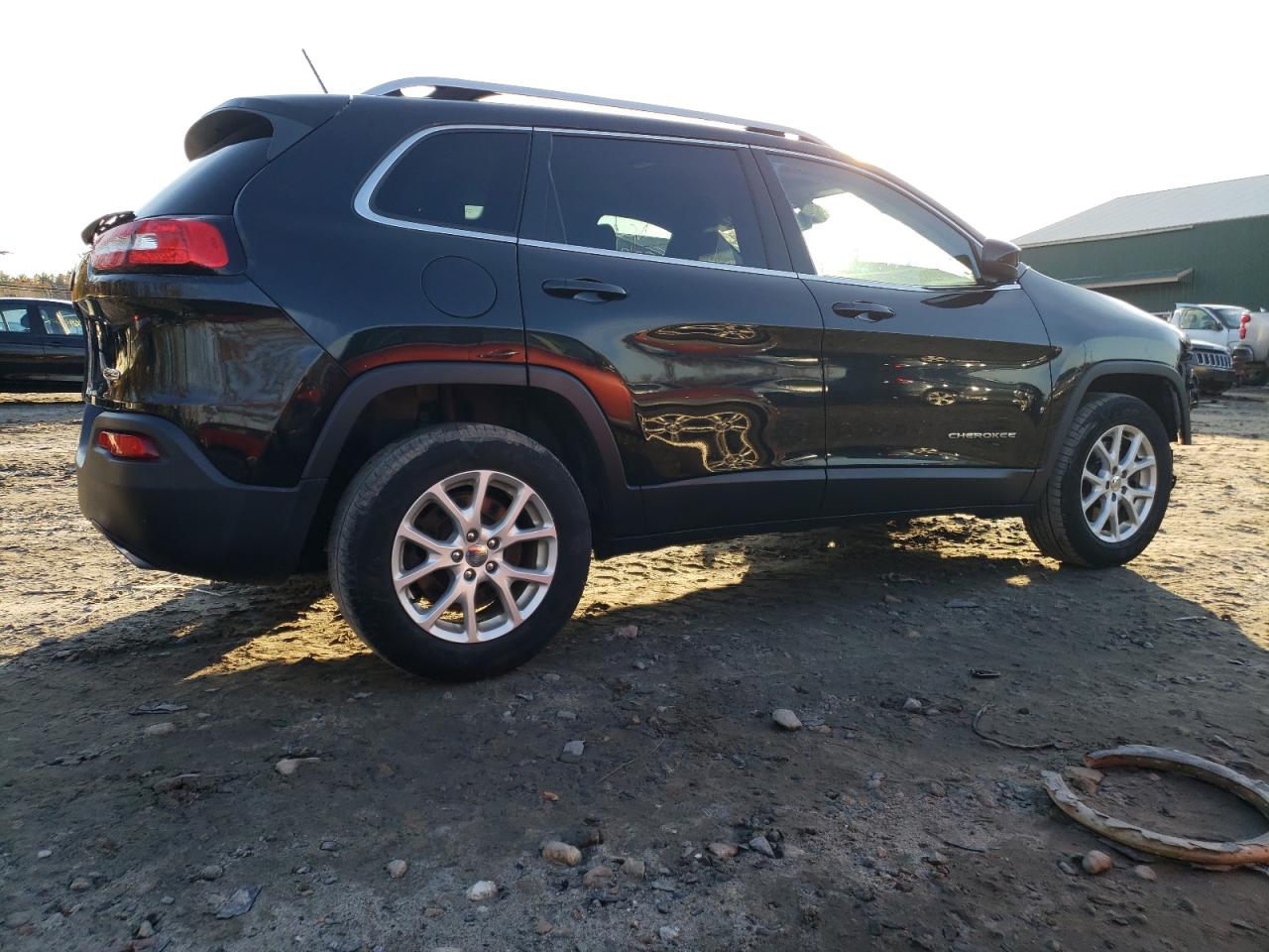 2015 Jeep Grand Cherokee VIN 1C4PJMCS0FW552717 Copart auction photo, front end / minor dent/scratches damage thumbnail 3