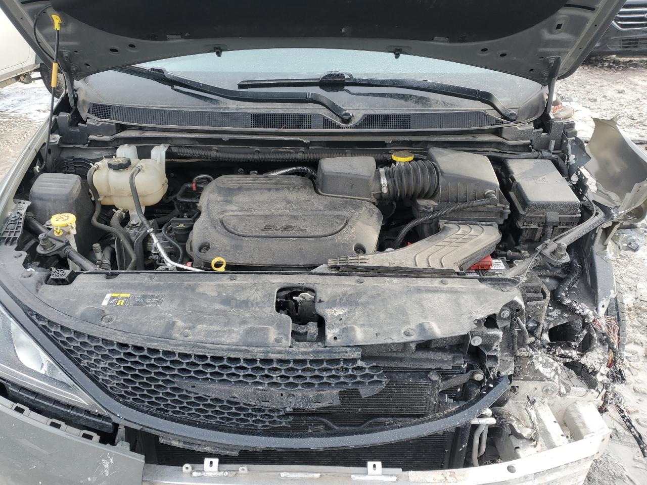 2020 Chrysler Pacifica VIN 2C4RC3BG4LR260325 Copart auction photo, front end / side damage thumbnail 12