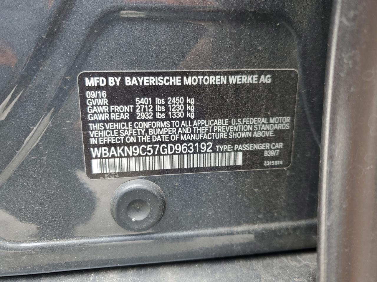 2016 BMW 5er VIN WBAKN9C57GD963192 Copart auction photo, side / front end damage thumbnail 12