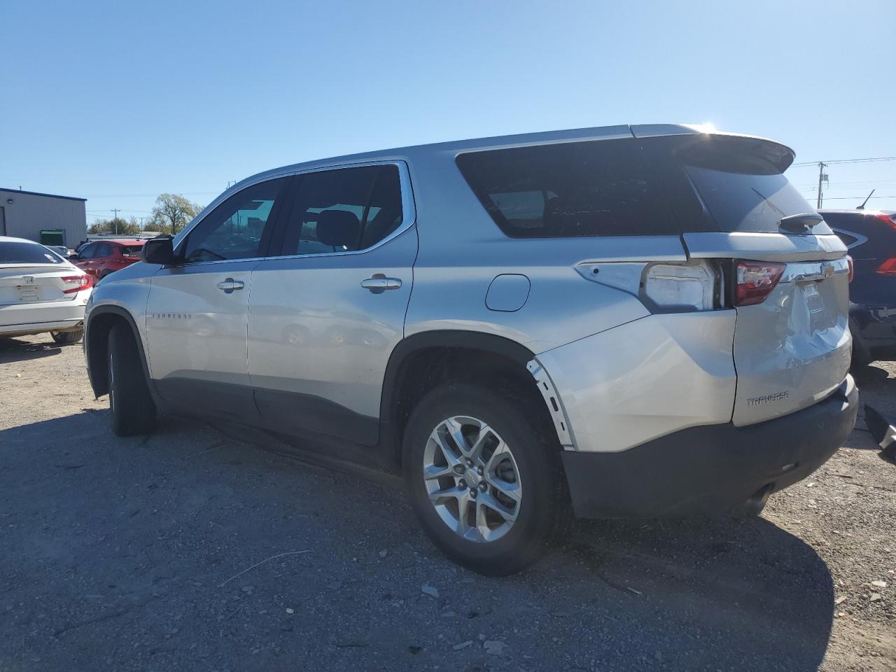 2021 Chevrolet Traverse VIN 1GNERFKW3MJ270251 Copart auction photo, rear end / minor dent/scratches damage thumbnail 2