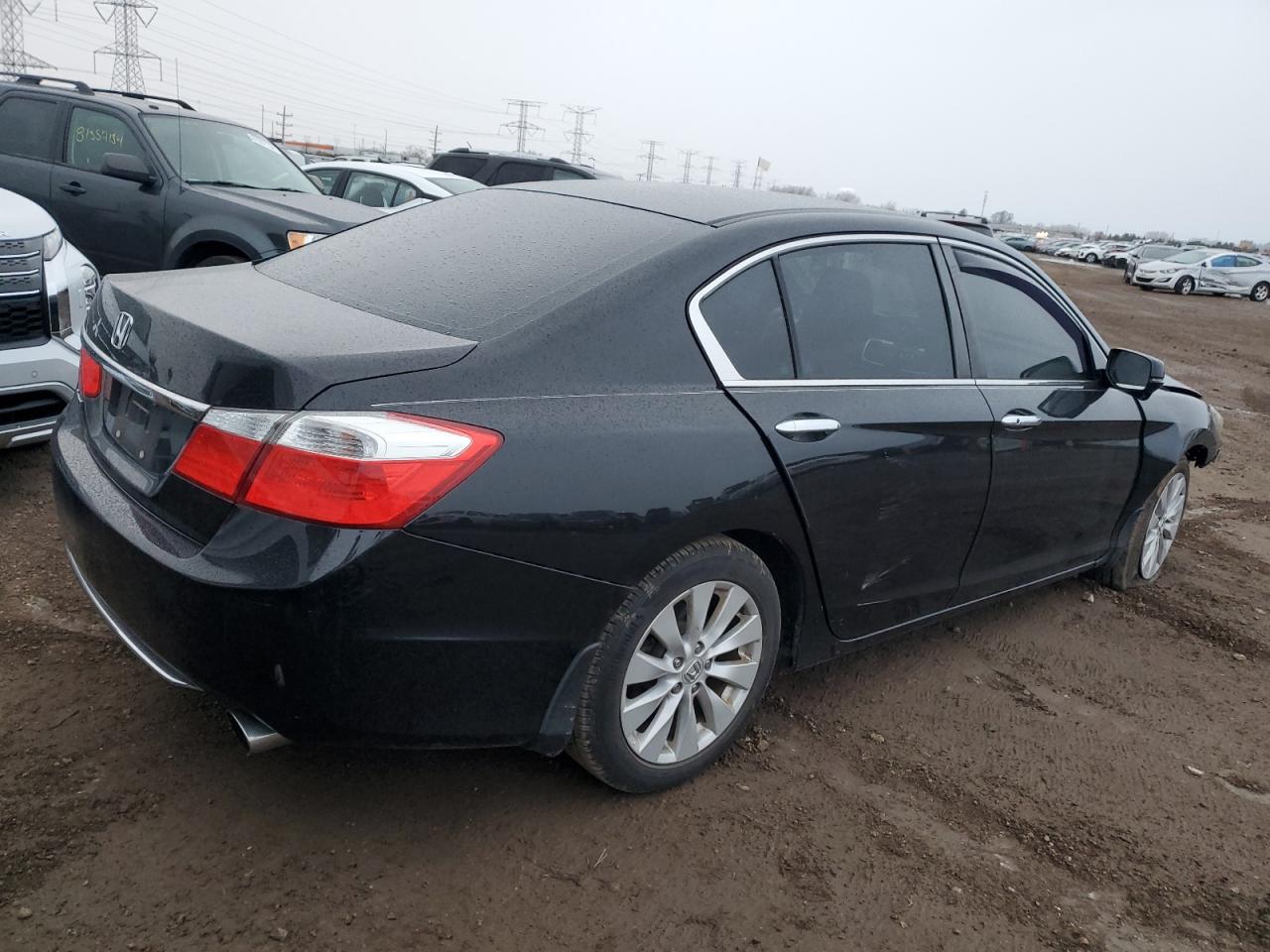 2015 Honda Accord VIN 1HGCR2F77FA064642 Copart auction photo, front end damage thumbnail 3