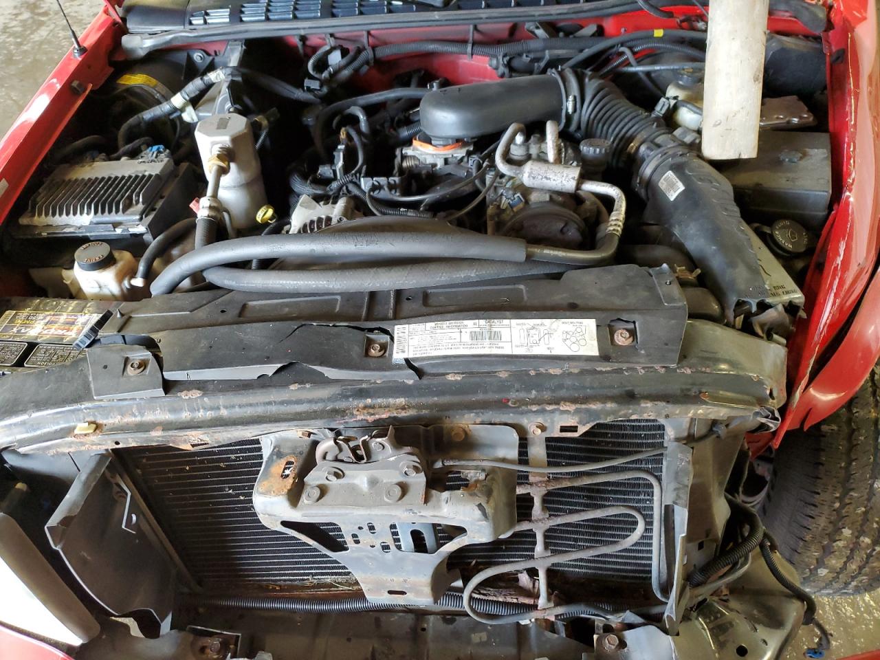 2000 GMC Sonoma VIN 1GTCT19W7Y8295371 Copart auction photo, all over damage thumbnail 13