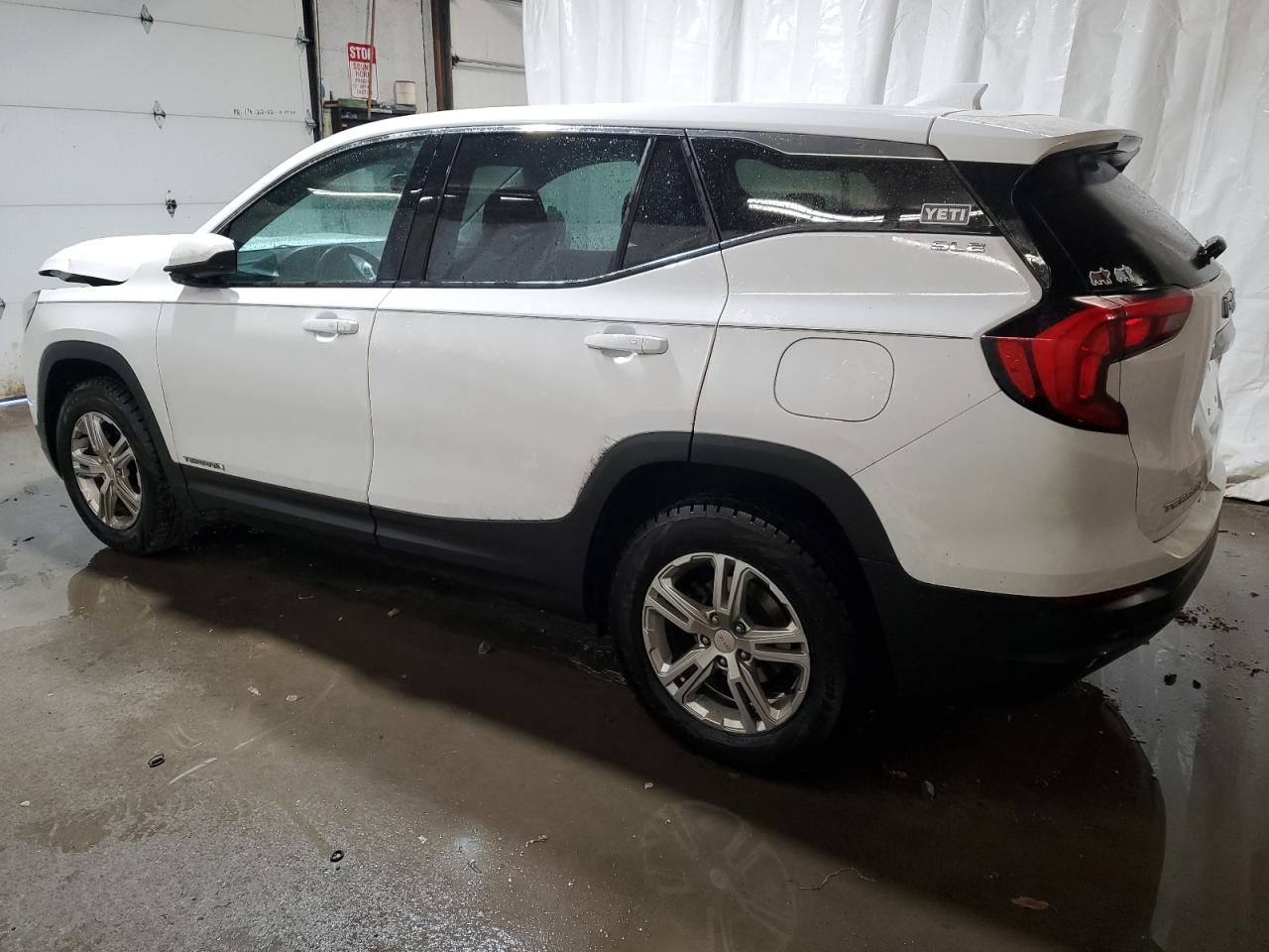 2018 GMC Terrain VIN 3GKALTEV5JL276569 Copart auction photo, front end damage thumbnail 2