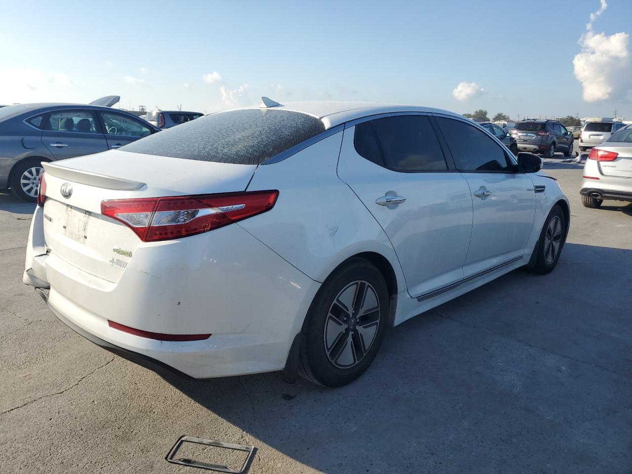 2013 KIA Optima VIN KNAGM4ADXD5047621 Copart auction photo, water/flood damage thumbnail 3