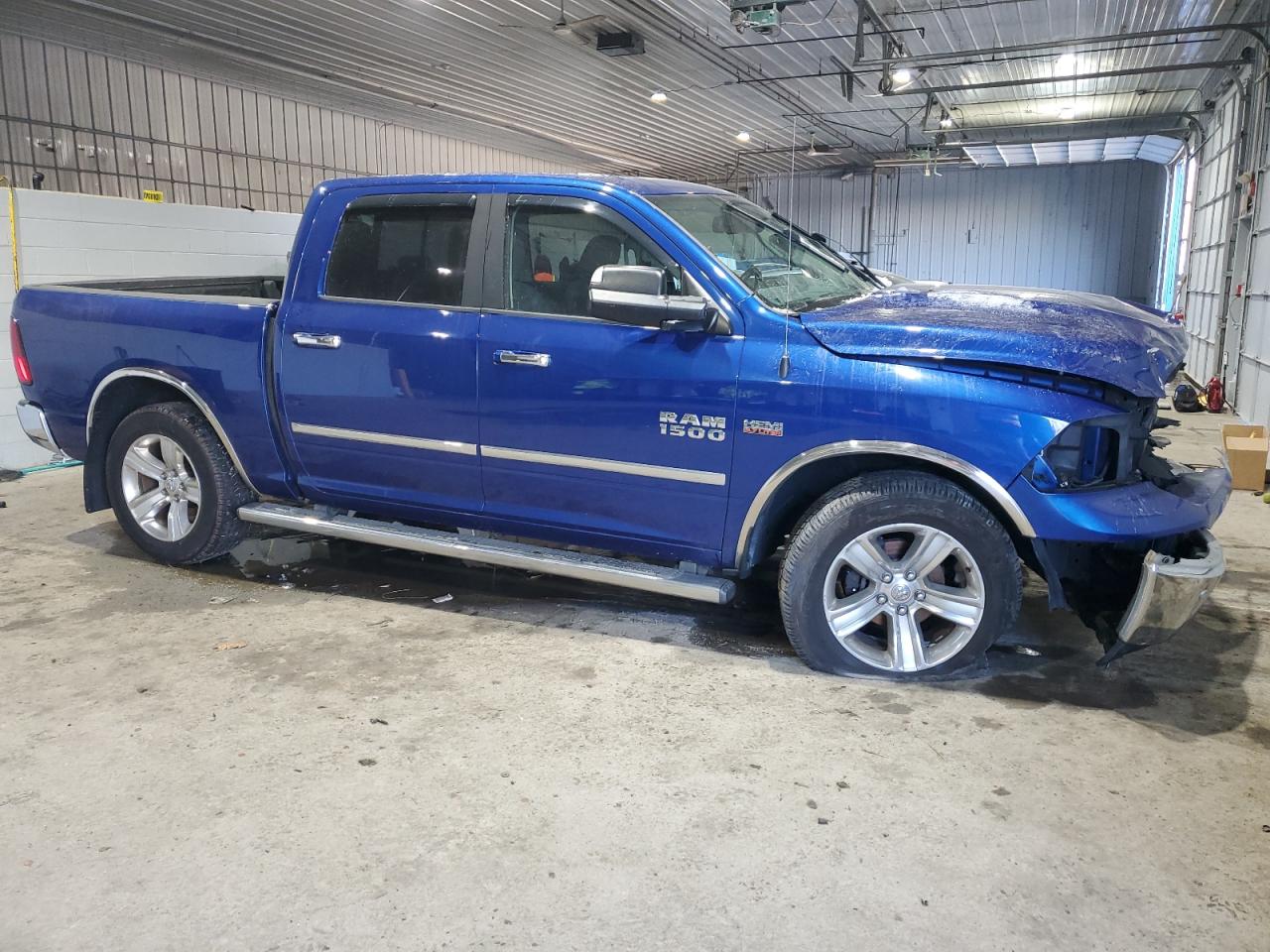 2014 RAM 1500 VIN 1C6RR7LT8ES268633 Copart auction photo, front end / minor dent/scratches damage thumbnail 4