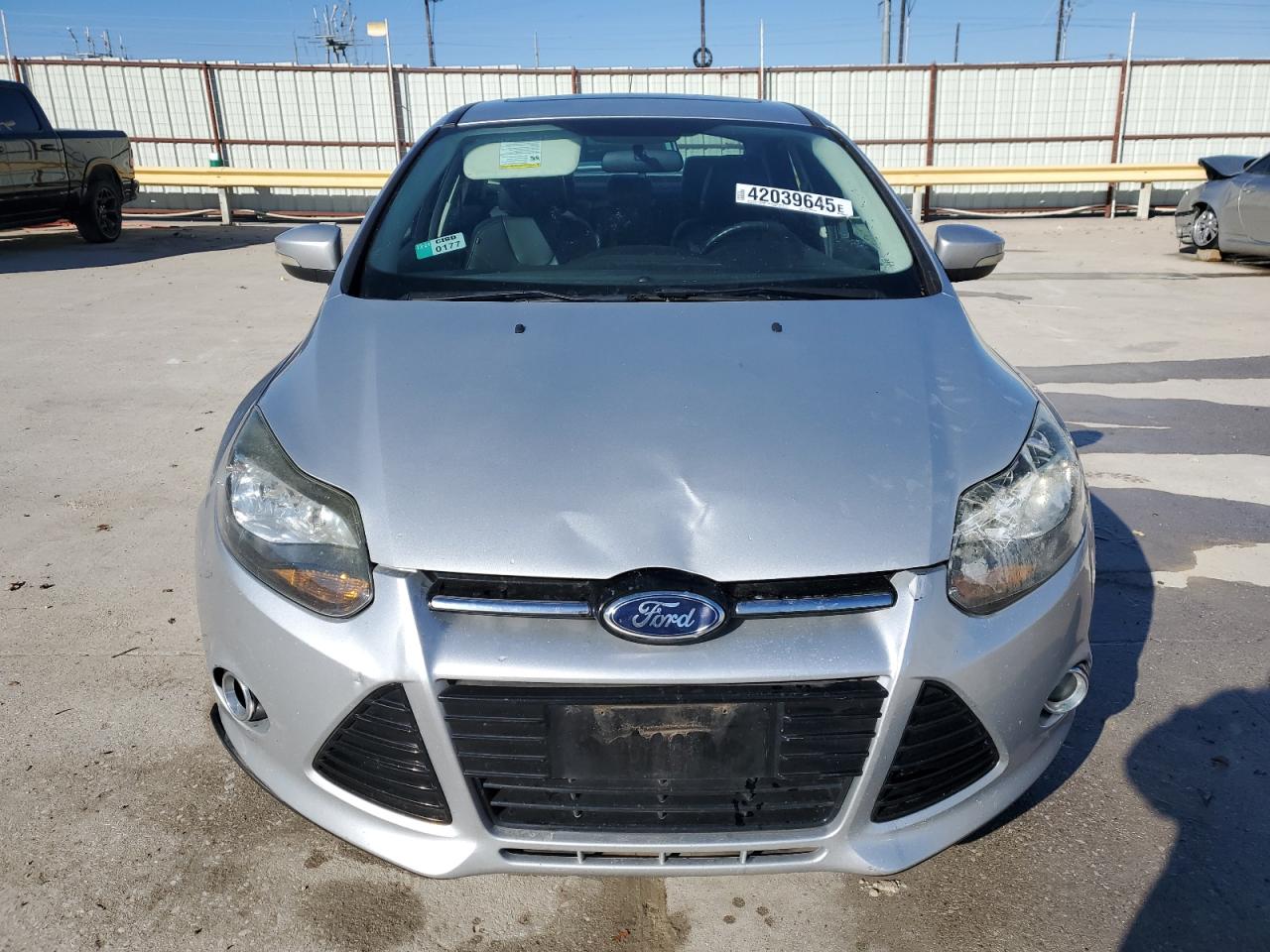 2013 Ford Focus VIN 1FADP3J27DL195247 Copart auction photo, rear end / front end damage thumbnail 5