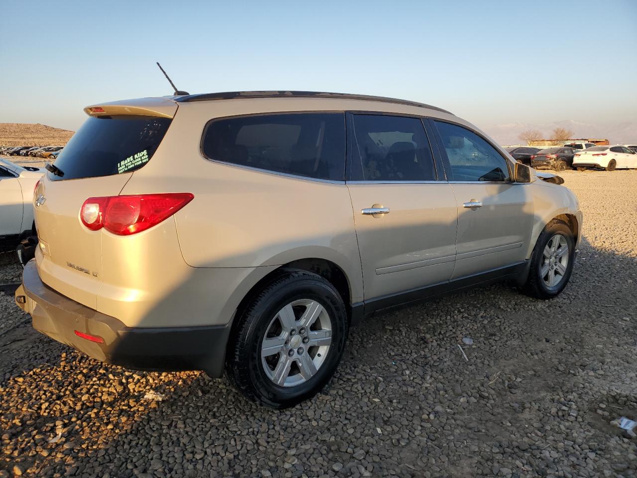 2010 Chevrolet Traverse VIN 1GNLVFEDXAS124495 Copart auction photo, front end damage thumbnail 3