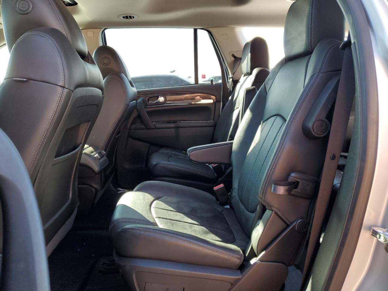 2016 Buick Enclave VIN 5GAKVCKD4GJ318432 Copart auction photo, rear end / side damage thumbnail 12