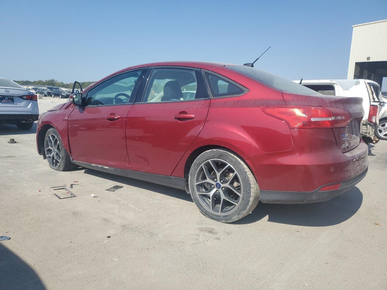 2017 Ford Focus VIN 1FADP3H24HL237322 Copart auction photo, front end / minor dent/scratches damage thumbnail 2