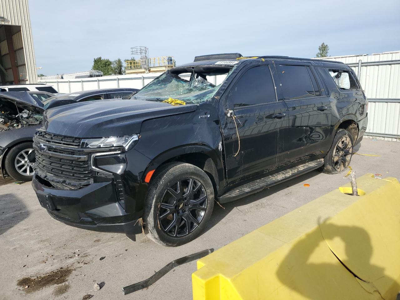 2021 Chevrolet Suburban VIN 1GNSKEKD6MR493966