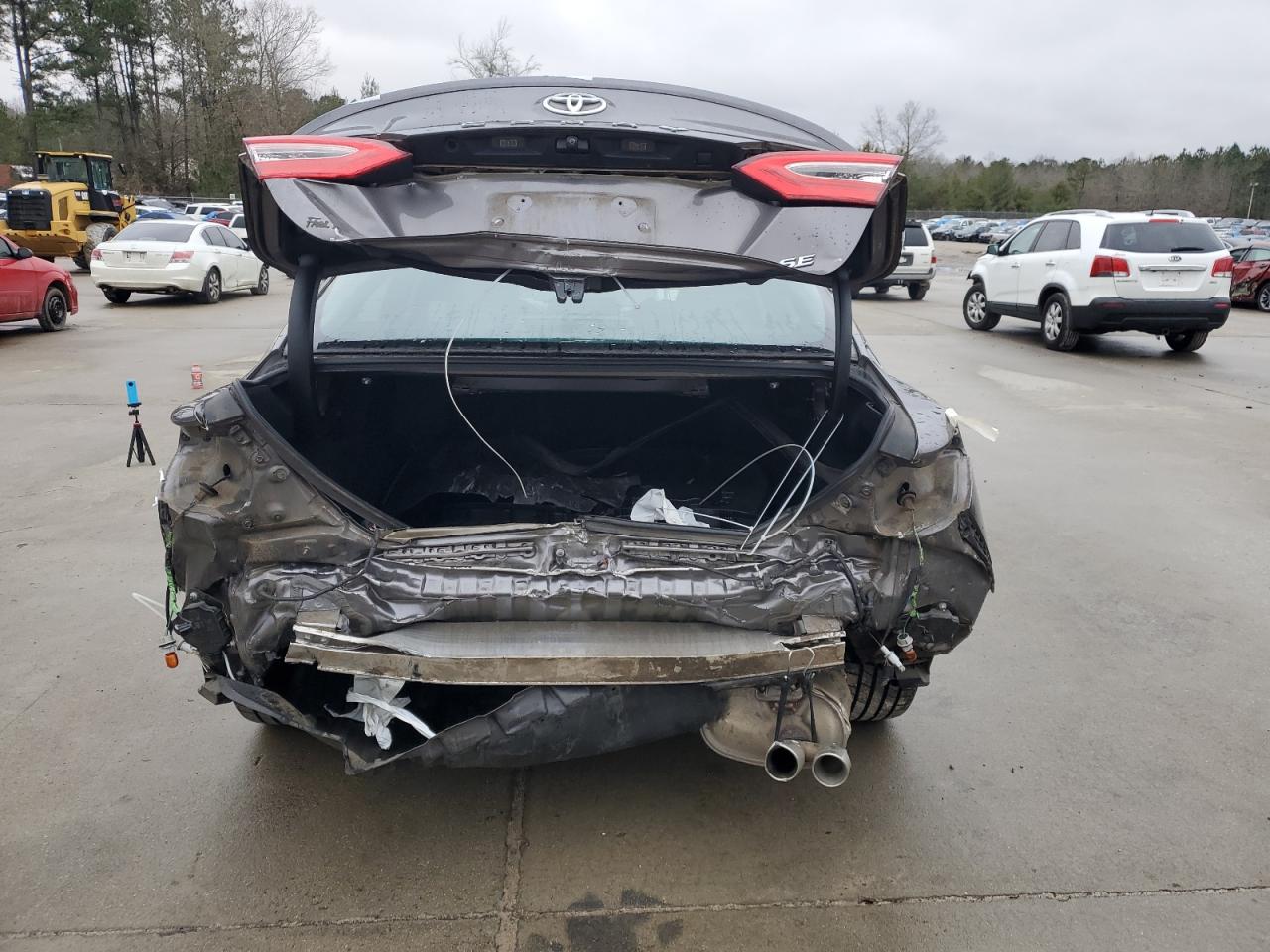 2019 Toyota Camry VIN 4T1B11HK0KU231408 Copart auction photo, rear end damage thumbnail 6