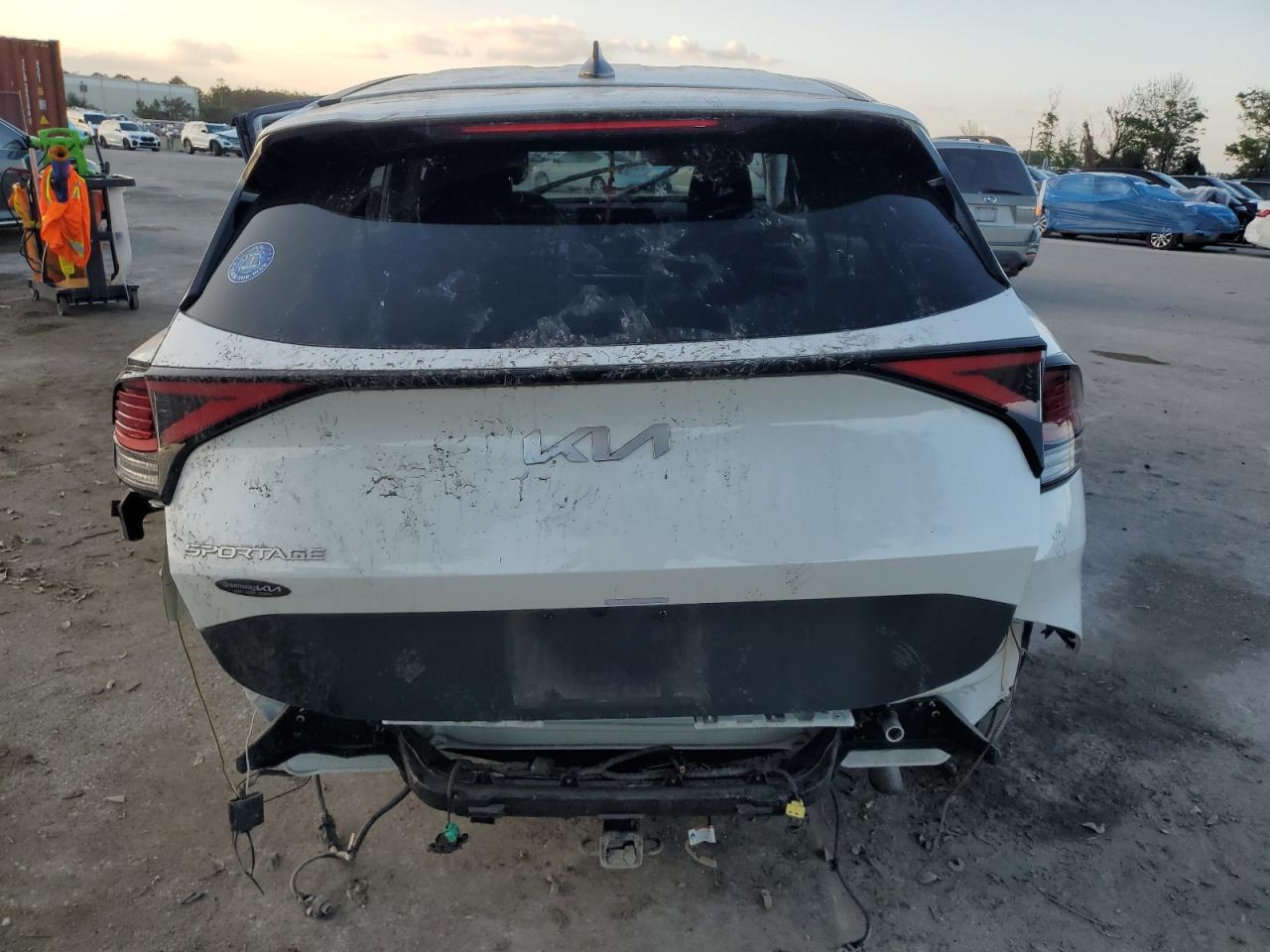 2023 KIA Sportage VIN KNDPU3AF9P7106939 Copart auction photo, side / rear end damage thumbnail 6