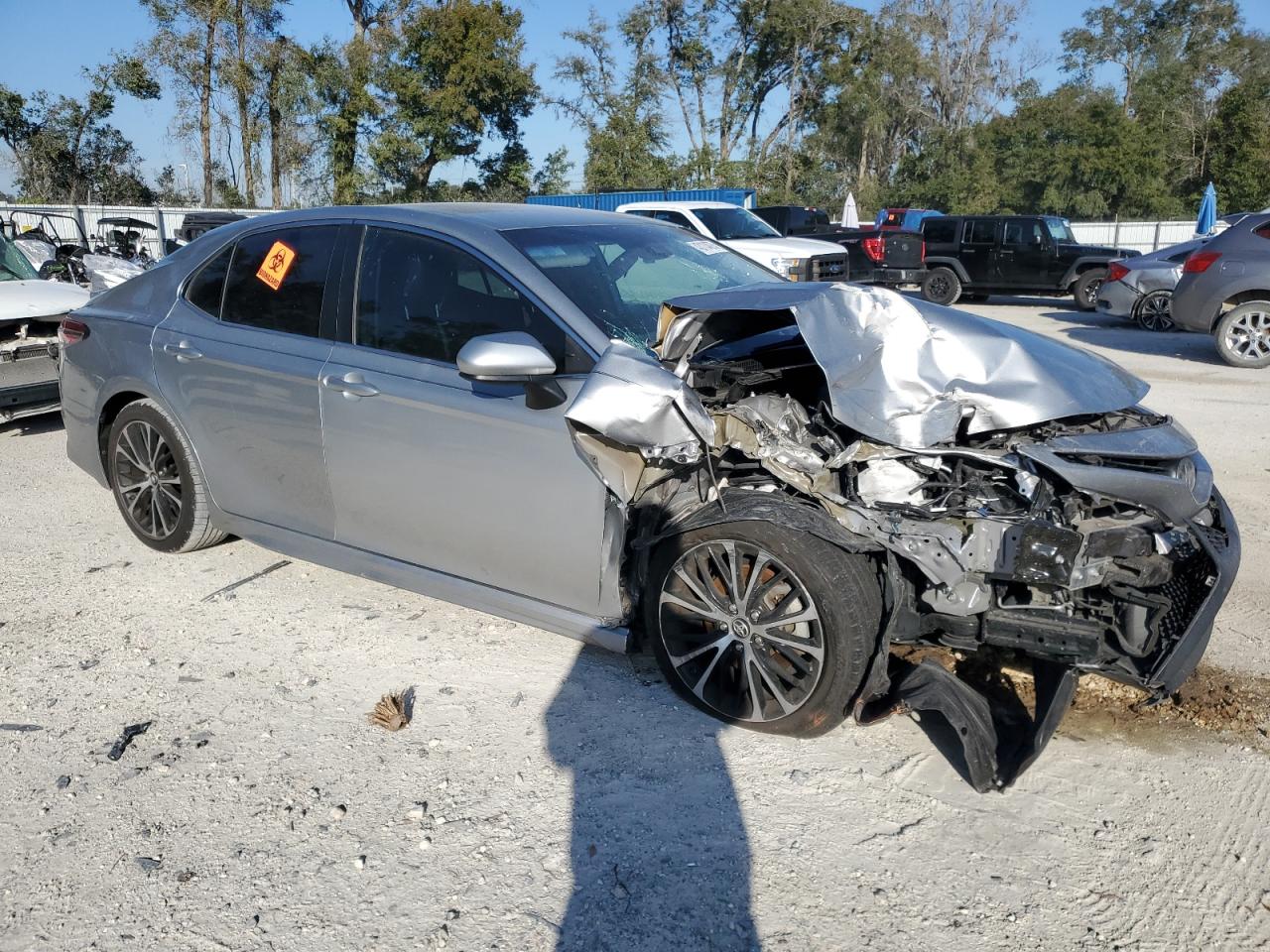 2019 Toyota Camry VIN 4T1B11HK4KU173562 Copart auction photo, front end / minor dent/scratches damage thumbnail 4