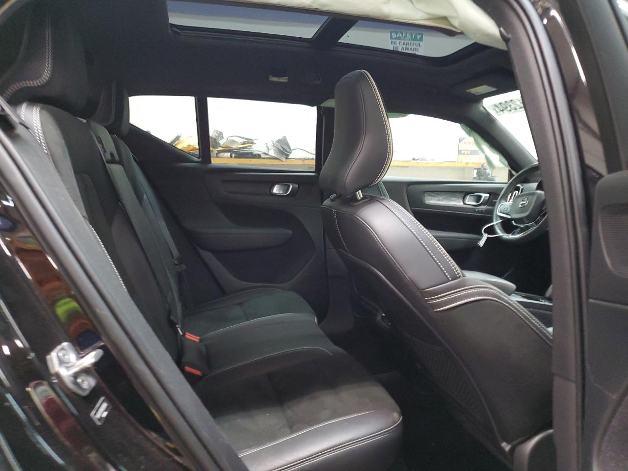 2021 Volvo XC40 VIN YV4162UM7M2399346 Copart auction photo, all over / undercarriage damage thumbnail 11