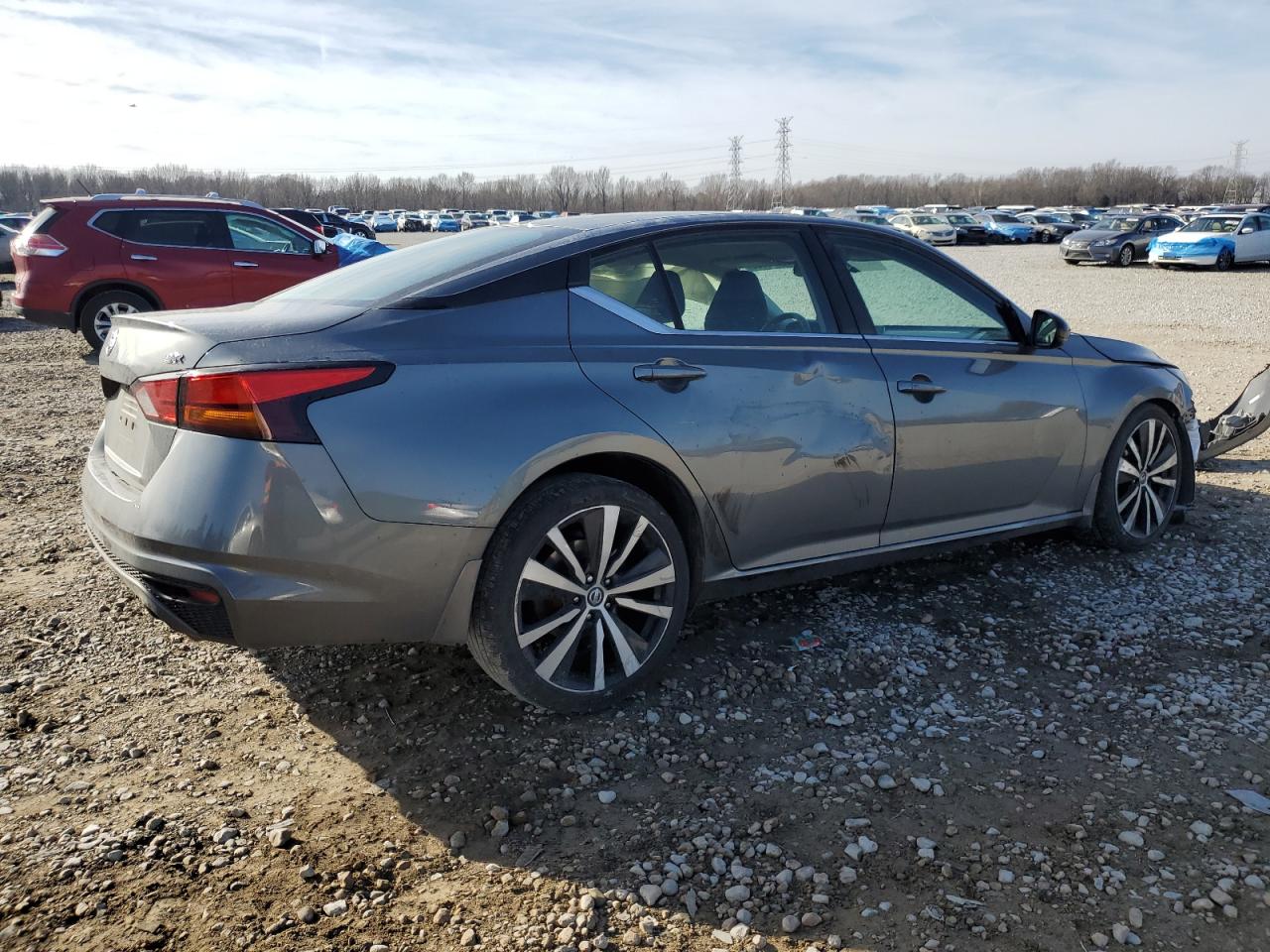 2019 Nissan Altima VIN 1N4BL4CV1KN323452 Copart auction photo, side / front end damage thumbnail 3