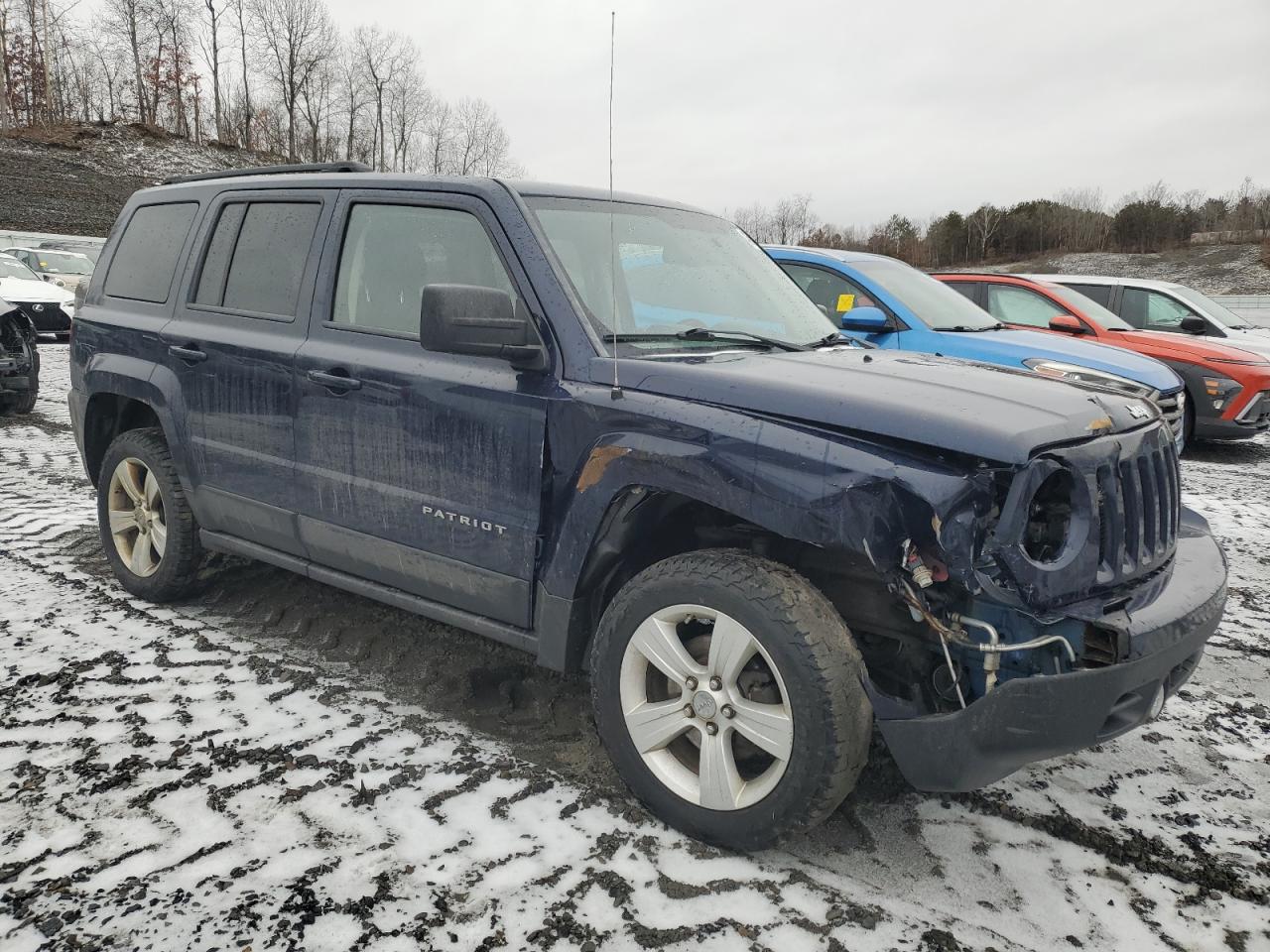 2012 Jeep Liberty (Patriot) VIN 1C4NJRFB9CD650667 Copart auction photo, front end / minor dent/scratches damage thumbnail 4