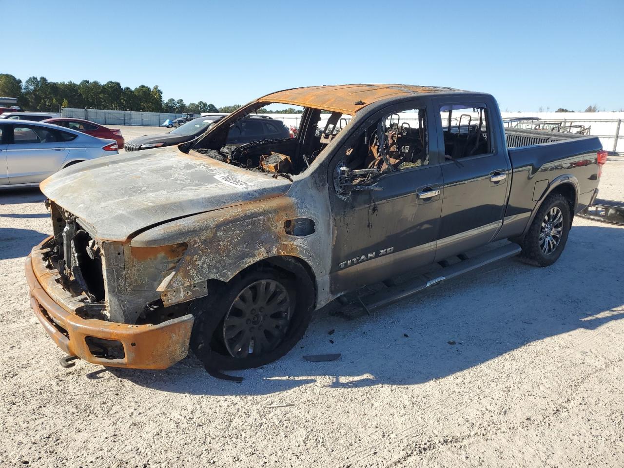2016 Nissan Titan VIN 1N6BA1F42GN513380