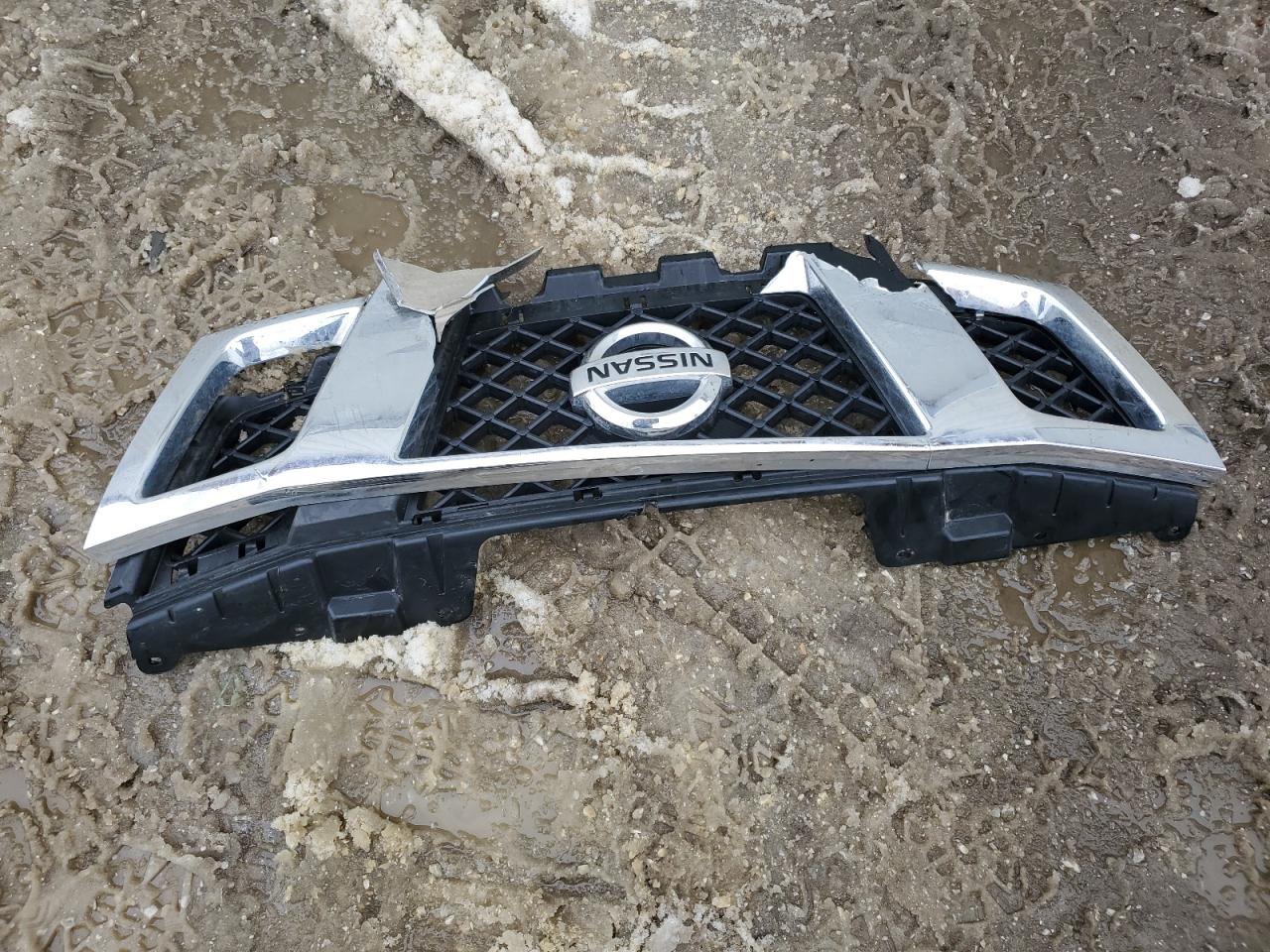 2019 Nissan Navara (Frontier) VIN 1N6AD0EV5KN747495 Copart auction photo, biohazard/chemical / front end damage thumbnail 12