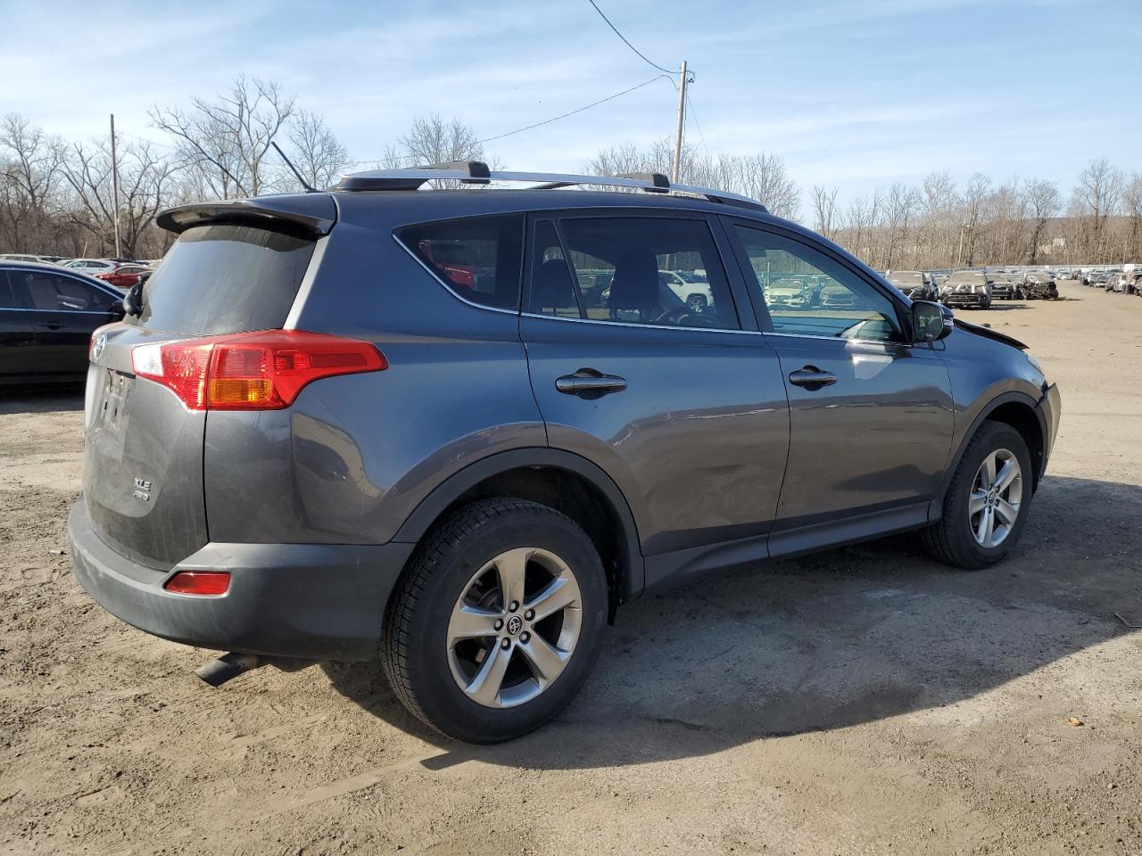 2015 Toyota RAV 4 VIN JTMRFREV3FD174354 Copart auction photo, front end / minor dent/scratches damage thumbnail 3