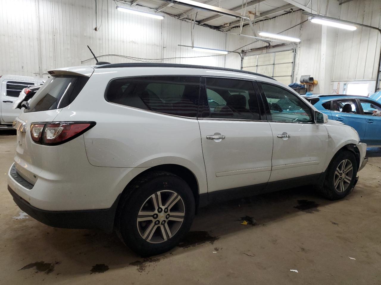 2017 Chevrolet Traverse VIN 1GNKVHKD3HJ261581 Copart auction photo, front end damage thumbnail 3