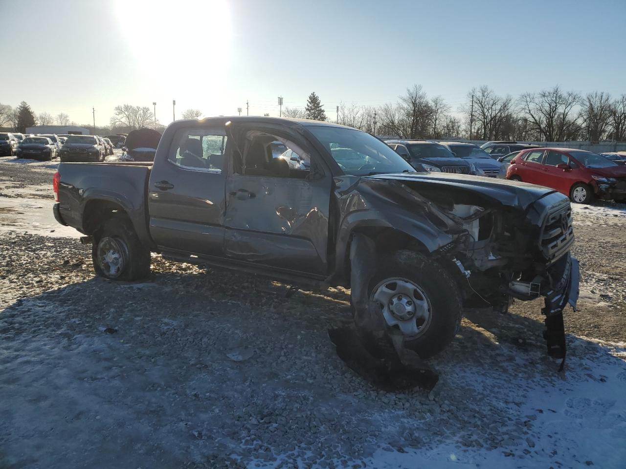 2017 Toyota Tacoma VIN 3TMCZ5AN9HM096049 Copart auction photo, front end / side damage thumbnail 4