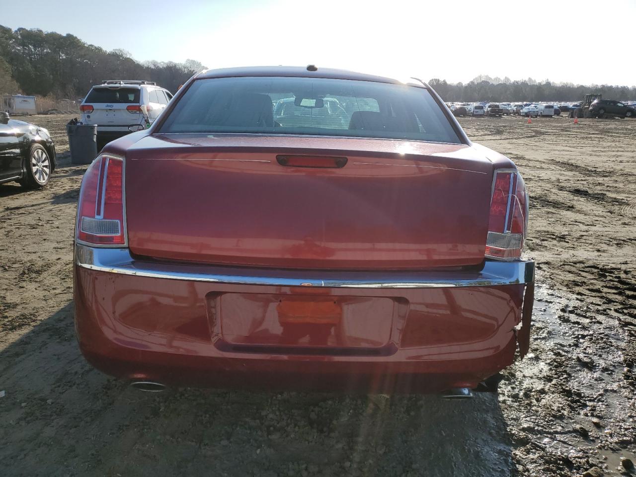 2013 Chrysler 300 VIN 2C3CCAEG2DH735665 Copart auction photo, rear end / minor dent/scratches damage thumbnail 6