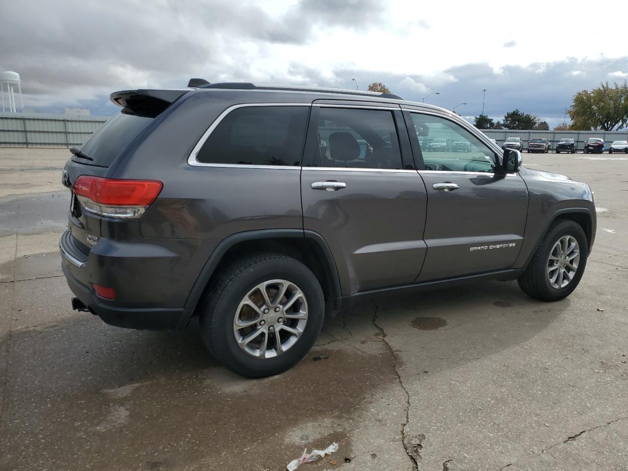 2015 Jeep Grand Cherokee VIN 1C4RJFBG5FC736294 Copart auction photo, rear end / minor dent/scratches damage thumbnail 3