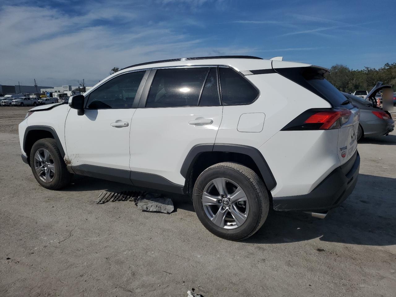 2022 Toyota RAV 4 VIN 2T3W1RFV9NC175947 Copart auction photo, front end damage thumbnail 2