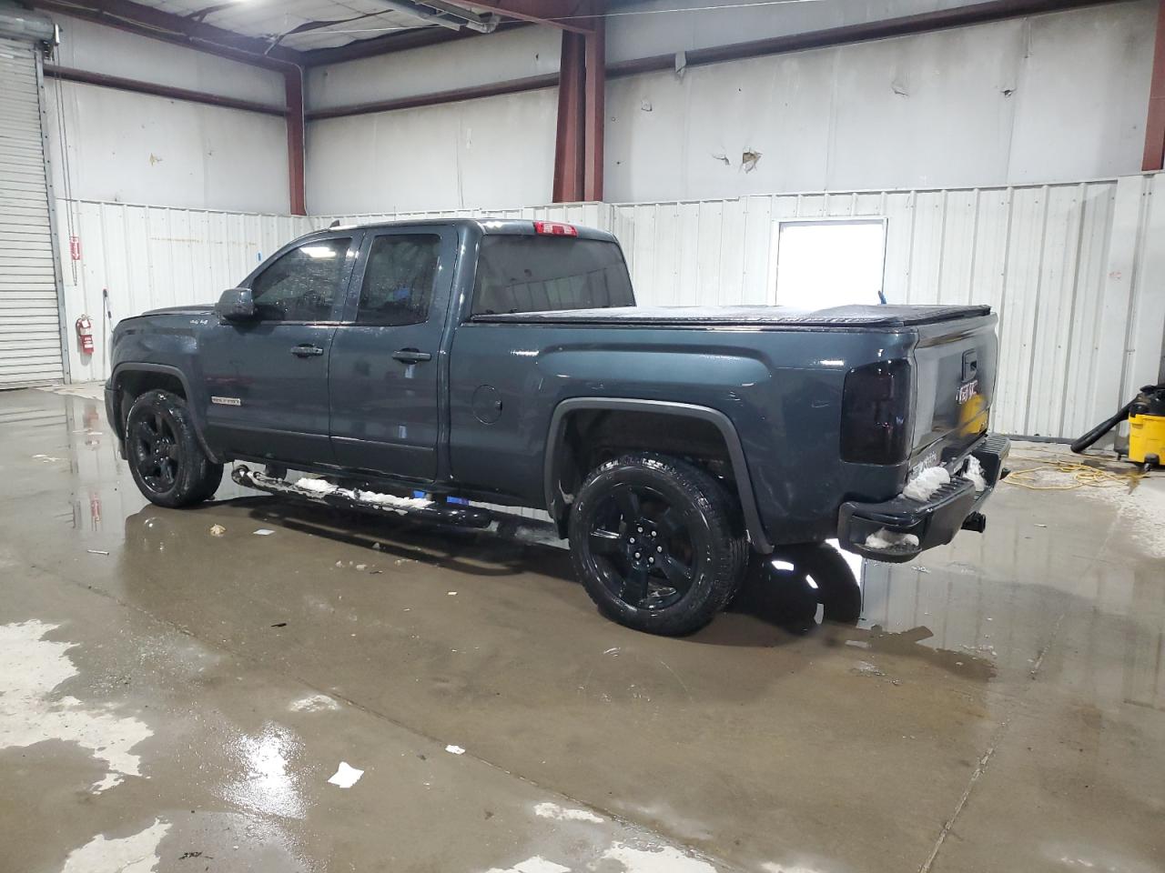 2018 GMC Sierra VIN 1GTV2MEC9JZ181767 Copart auction photo, side damage thumbnail 2